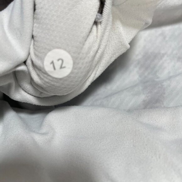 Lululemon Run Bright At Night Shorts Womens 12 Gray Blazer Print / White W7511S - Picture 10 of 11